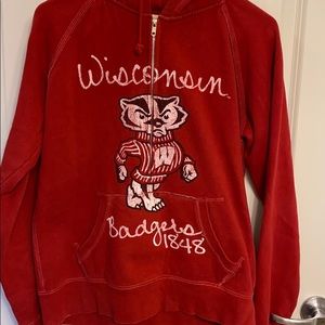 Wisconsin Badgers Sweatshirt-Fits like a L